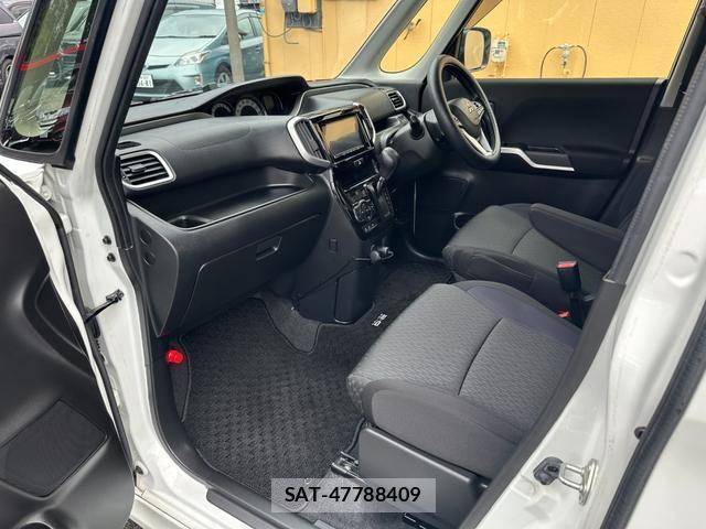 Mitsubishi DELICA 2016-06 8220578-13