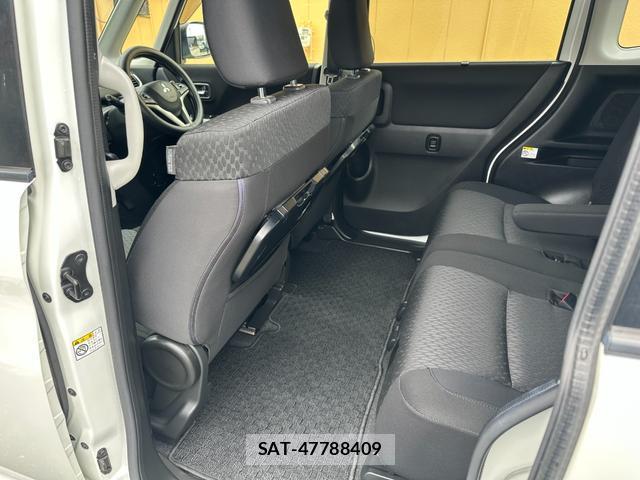 Mitsubishi DELICA 2016-06 8220578-14