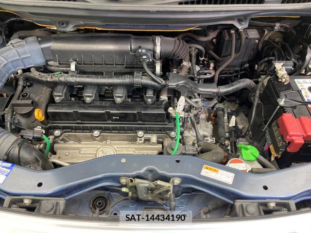 Mitsubishi DELICA 2016-10 8221133-17