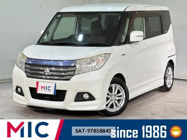 Mitsubishi DELICA 2017-07 8221345-0