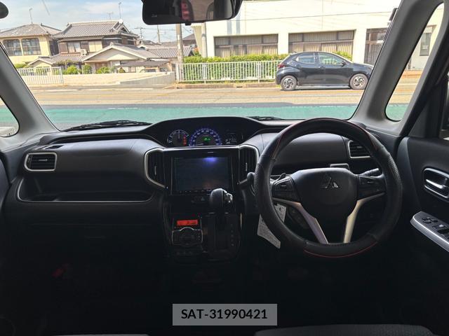 Mitsubishi DELICA 2019-07 8221863-15