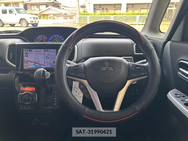 Mitsubishi DELICA 2019-07 8221863-16