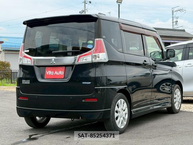 Mitsubishi DELICA 2019-01 8223412-3