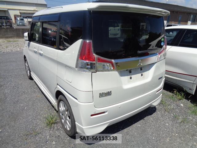 Mitsubishi DELICA 2019-10 8223898-16