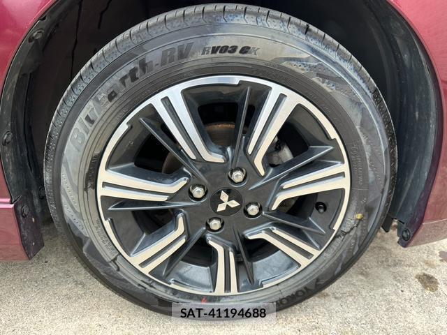 Mitsubishi DELICA 2019-05 8224651-19