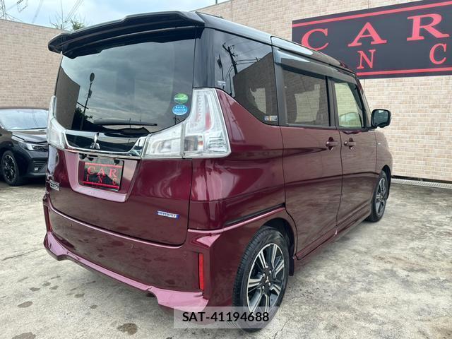 Mitsubishi DELICA 2019-05 8224651-2
