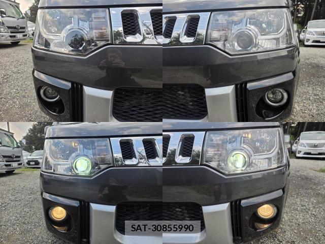 Mitsubishi DELICA 2015-11 8216261-8