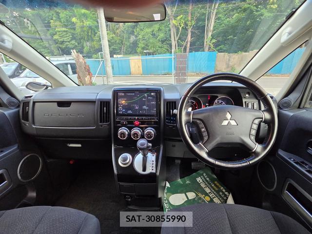 Mitsubishi DELICA 2015-11 8216261-9