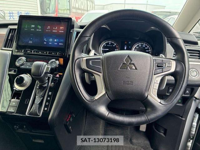 Mitsubishi DELICA 2022-11 8216383-2