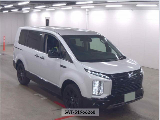 Mitsubishi DELICA 2026-01 8216442-0