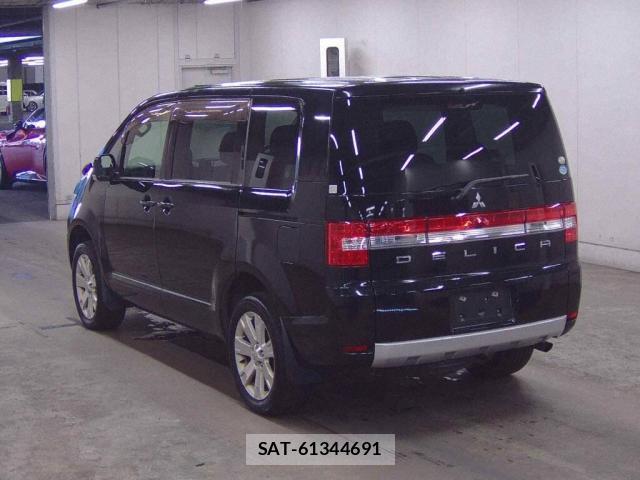 Mitsubishi DELICA 2012-07 8217026-1