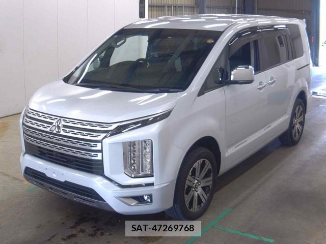 Mitsubishi DELICA 2025-03 8217512-0