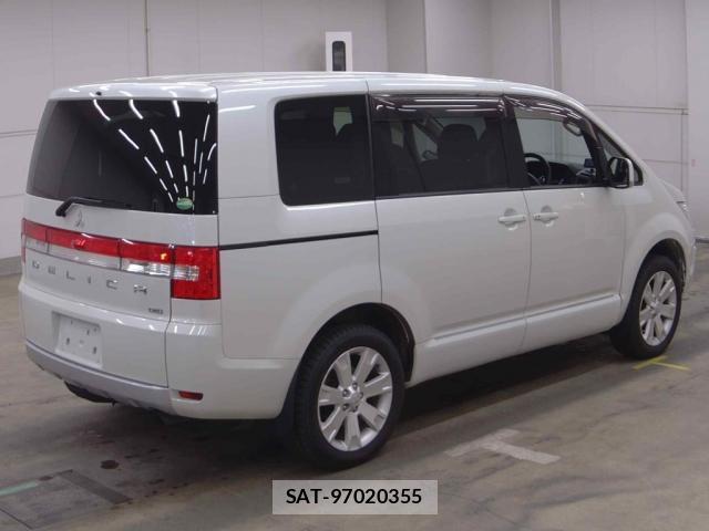 Mitsubishi DELICA 2017-03 8218009-1