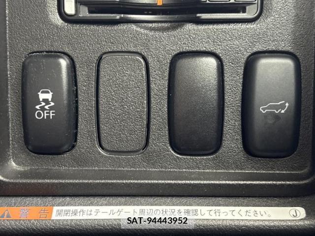 Mitsubishi DELICA 2016-12 8218750-13