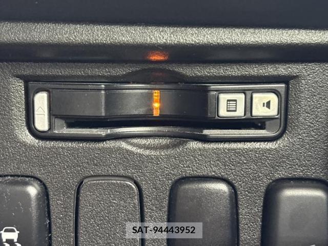 Mitsubishi DELICA 2016-12 8218750-14