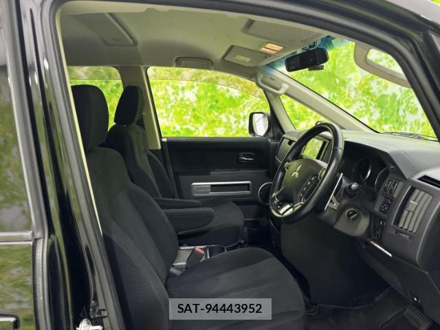 Mitsubishi DELICA 2016-12 8218750-3