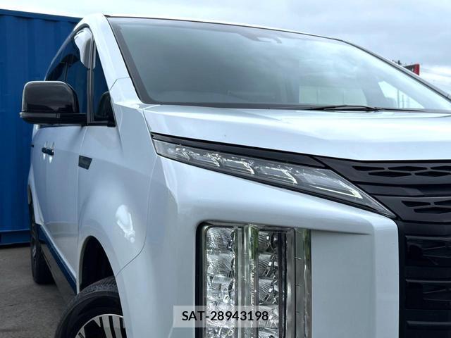 Mitsubishi DELICA 2024-05 8219465-11