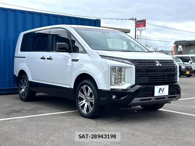 Mitsubishi DELICA 2024-05 8219465-15