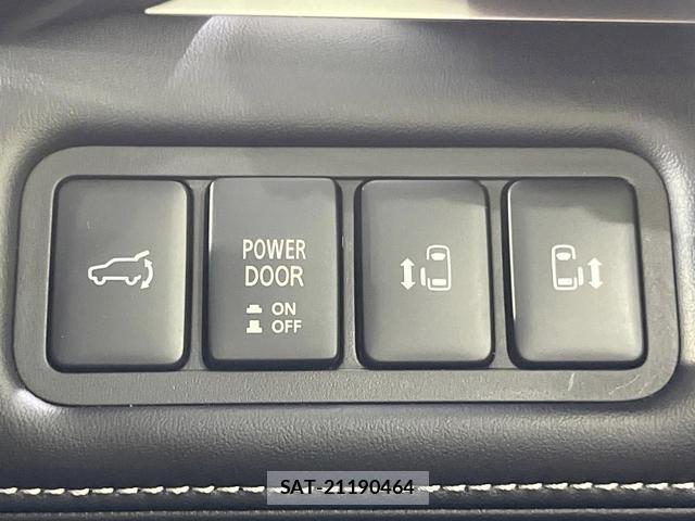 Mitsubishi DELICA 2024-03 8220203-5