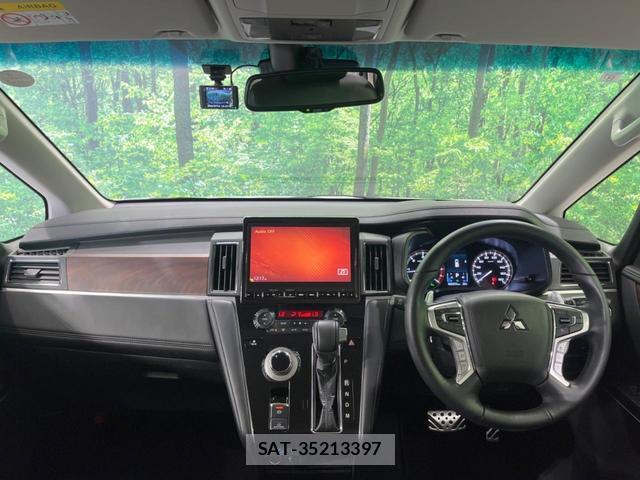 Mitsubishi DELICA 2024-08 8220322-1