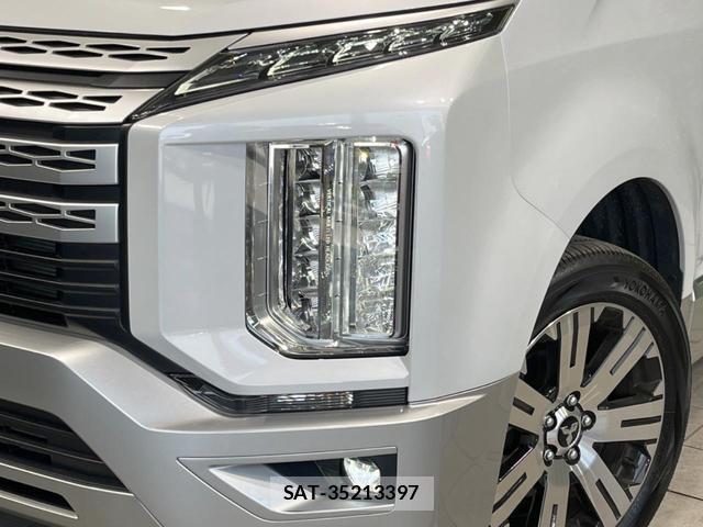 Mitsubishi DELICA 2024-08 8220322-13