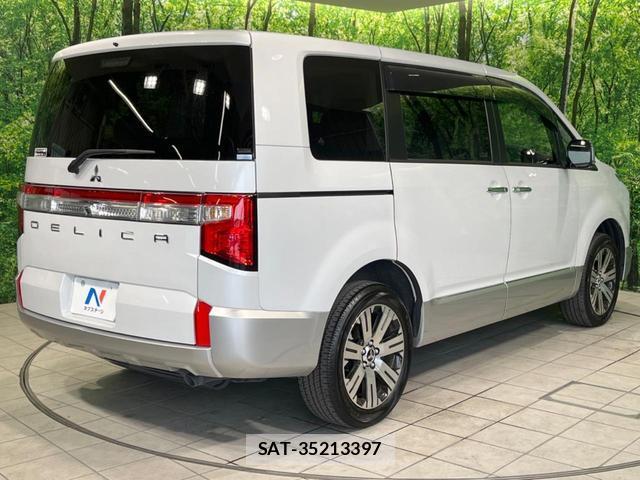 Mitsubishi DELICA 2024-08 8220322-18