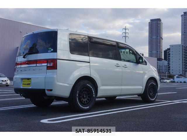 Mitsubishi DELICA 2015-05 8220905-1