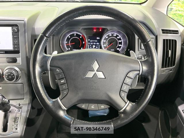 Mitsubishi DELICA 2013-01 8221091-11
