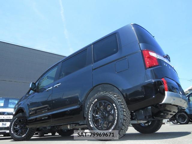 Mitsubishi DELICA 2024-02 8221198-11
