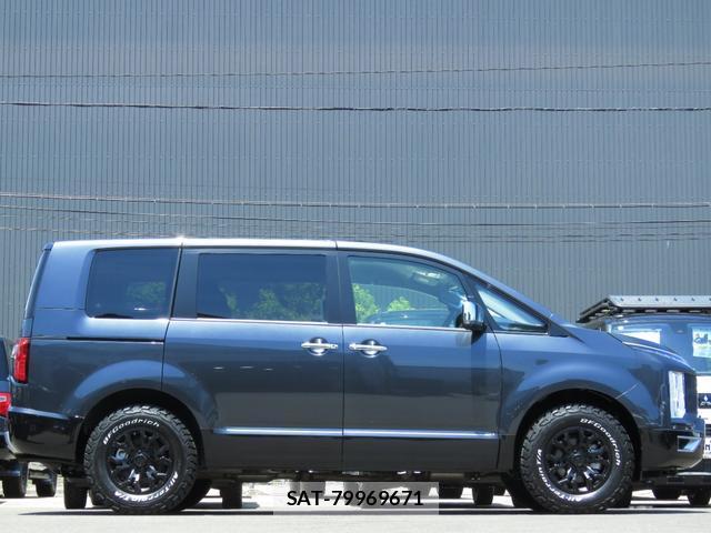 Mitsubishi DELICA 2024-02 8221198-15