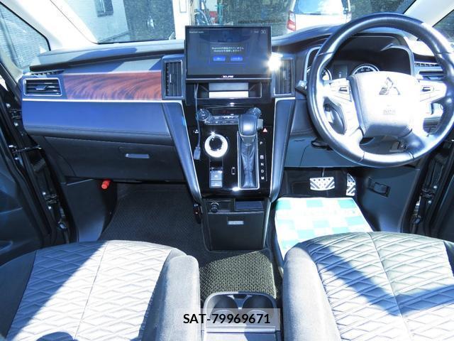 Mitsubishi DELICA 2024-02 8221198-18