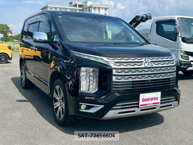 Mitsubishi DELICA 2019-09 8222647-11
