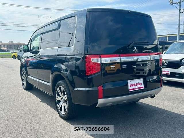 Mitsubishi DELICA 2019-09 8222647-14