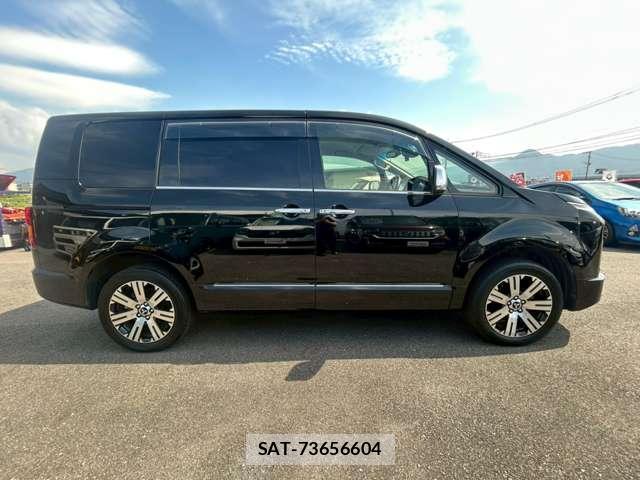 Mitsubishi DELICA 2019-09 8222647-3
