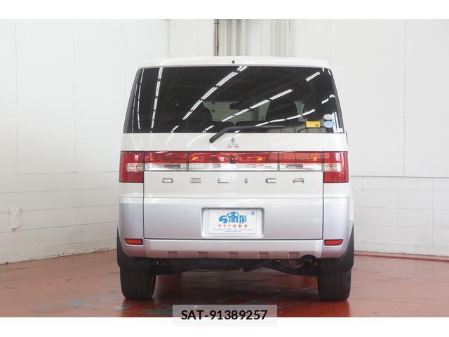 Mitsubishi DELICA 2011-02 8222852-10