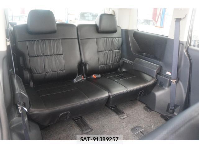 Mitsubishi DELICA 2011-02 8222852-8