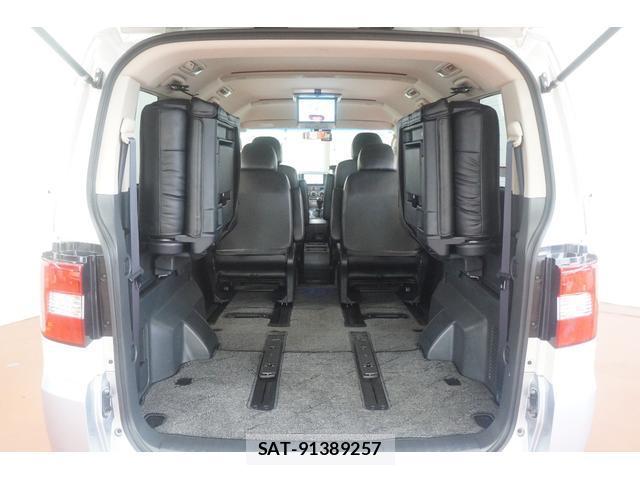 Mitsubishi DELICA 2011-02 8222852-9