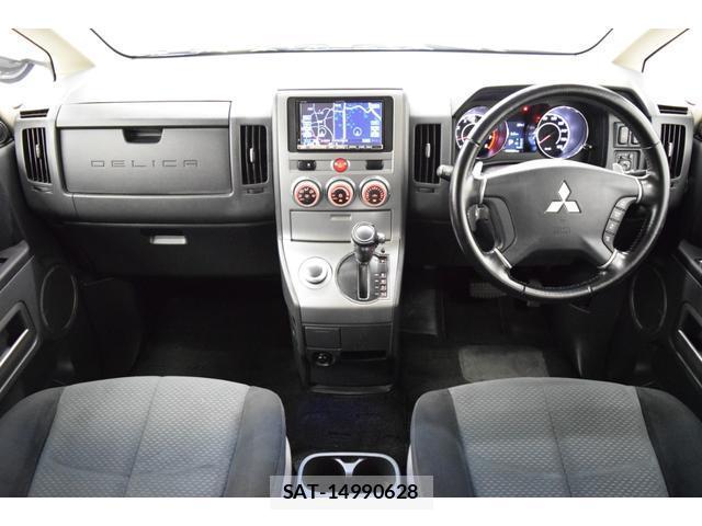 Mitsubishi DELICA 2011-11 8223233-10