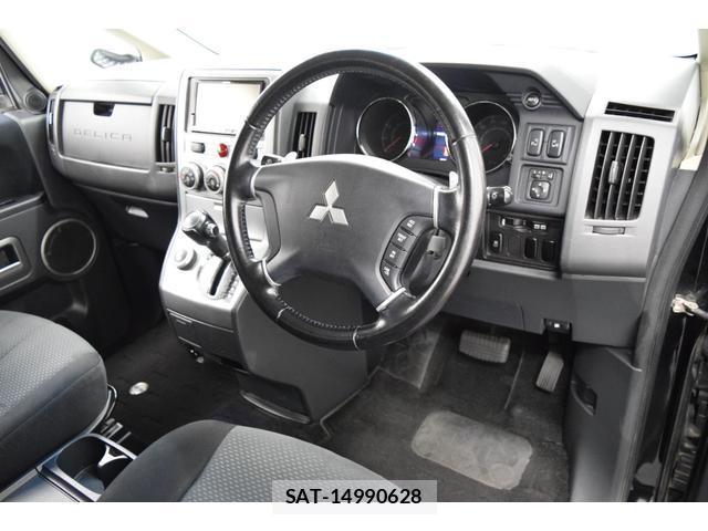 Mitsubishi DELICA 2011-11 8223233-16