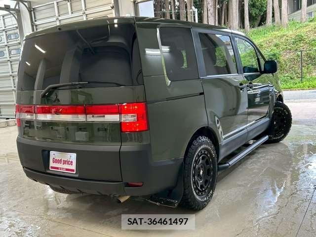 Mitsubishi DELICA 2011-03 8224127-2