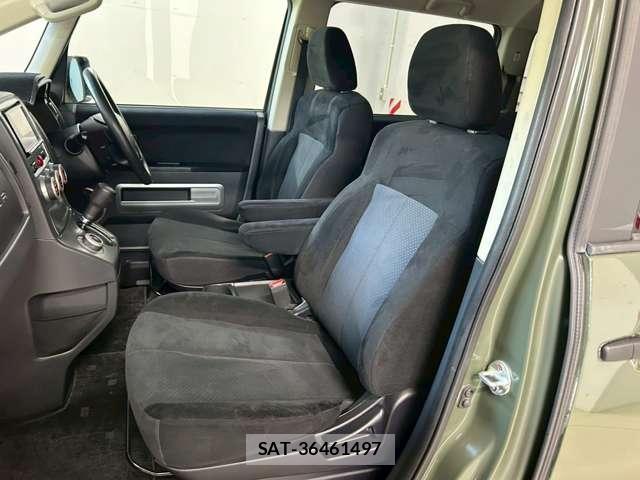 Mitsubishi DELICA 2011-03 8224127-7