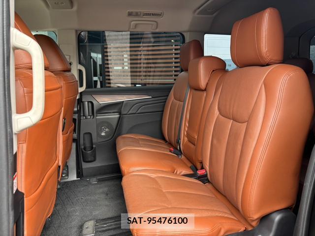 Mitsubishi DELICA 2020-01 8224356-12