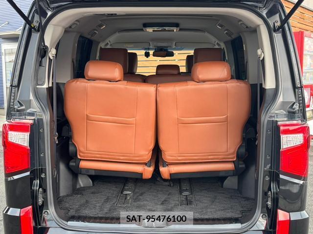 Mitsubishi DELICA 2020-01 8224356-16