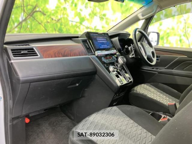 Mitsubishi DELICA 2022-03 8225128-6