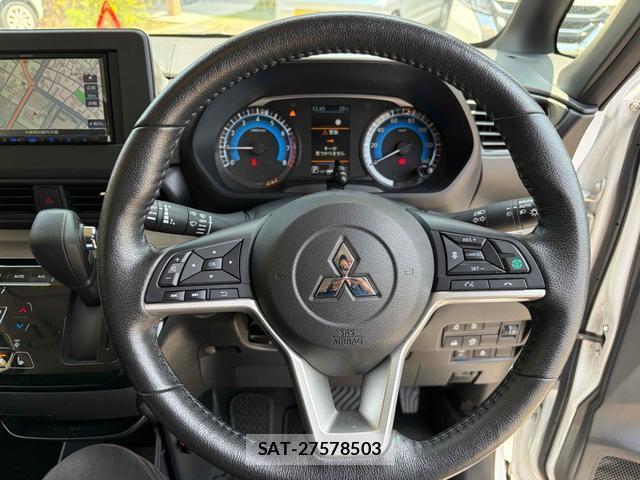 Mitsubishi DELICA MINI 2024-12 8216841-1