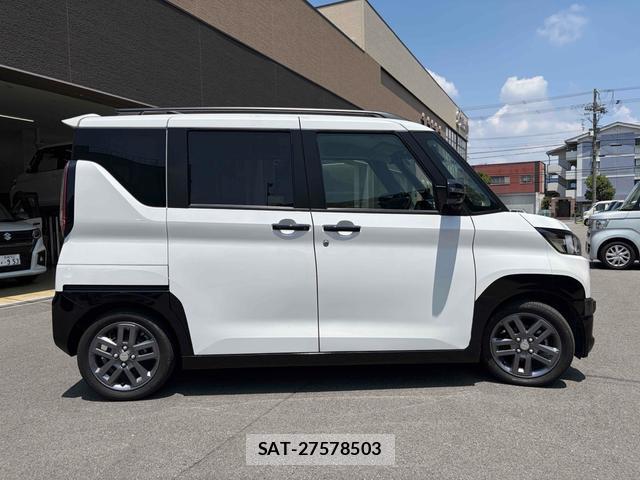 Mitsubishi DELICA MINI 2024-12 8216841-12