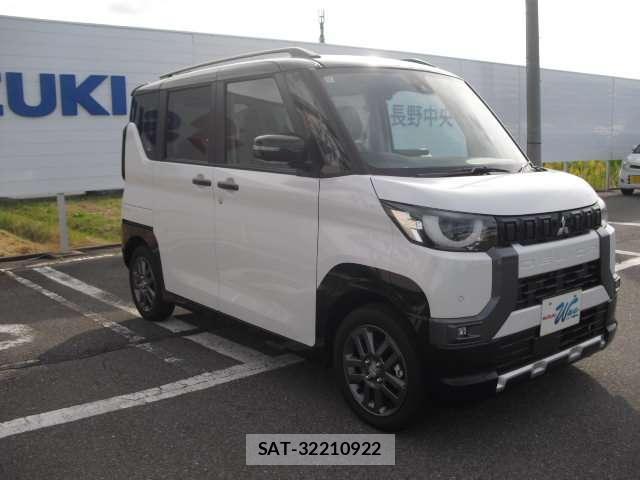 Mitsubishi DELICA MINI 2024-11 8220909-2