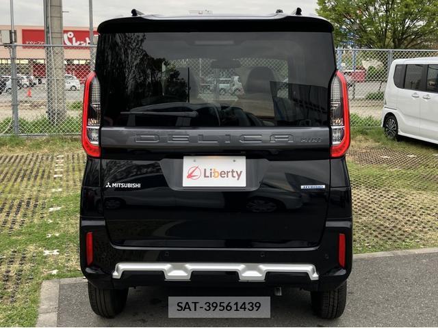 Mitsubishi DELICA MINI 2025-06 8220924-18