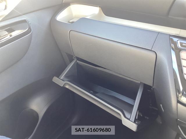 Mitsubishi DELICA MINI 2025-09 8221341-12