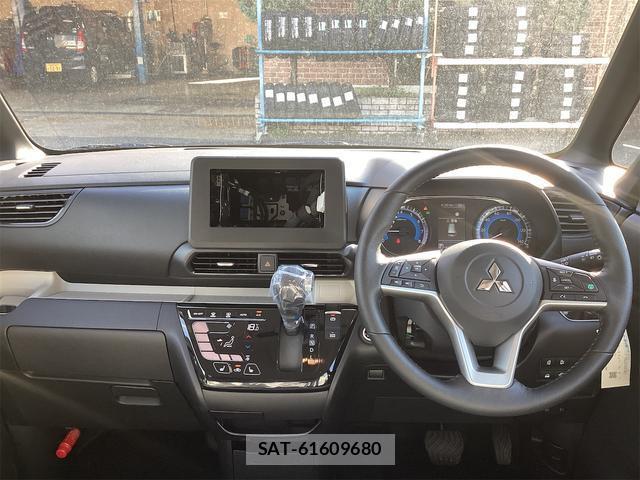 Mitsubishi DELICA MINI 2025-09 8221341-4